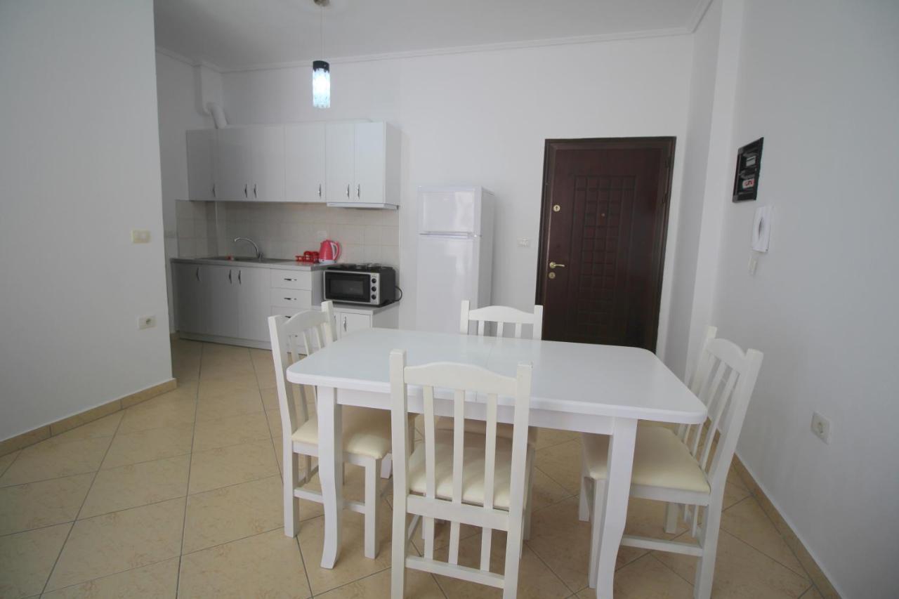 Eleana Apartments Sarandë Eksteriør bilde